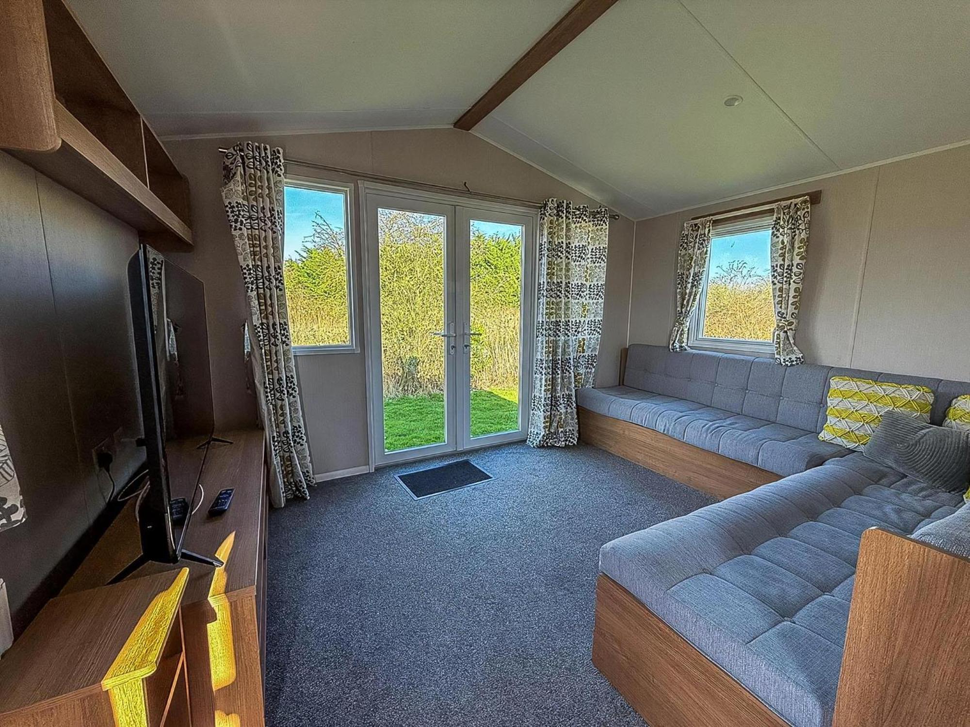 סקגנס Lovely 8 Berth Caravan In Southview Holiday Park, Ref 33042Tc מראה חיצוני תמונה